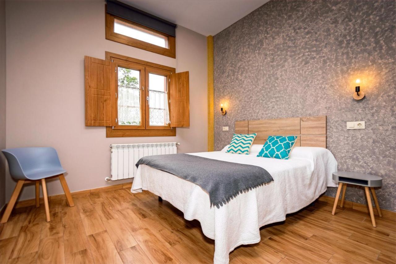 Apartamentos Navalin ตาเปีย เด กาซาเรียโก ภายนอก รูปภาพ