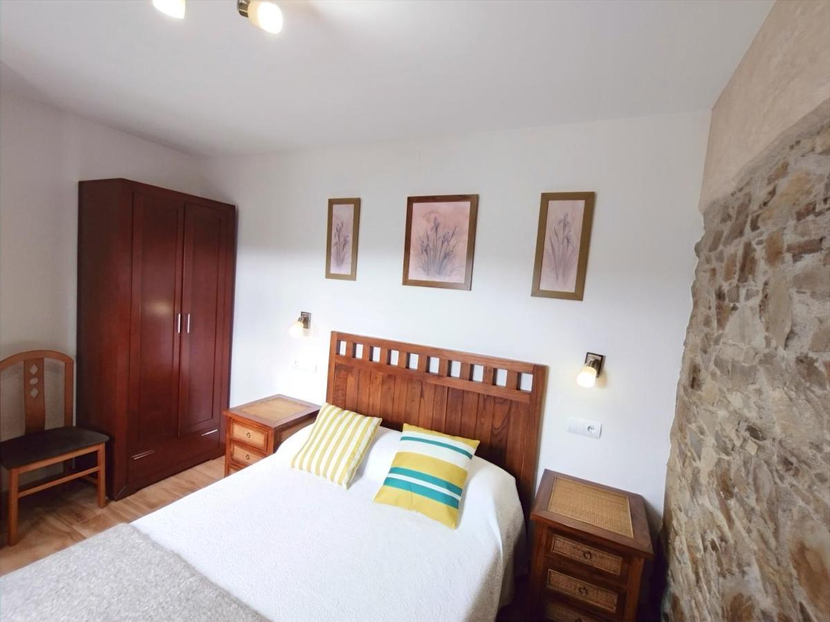 Apartamentos Navalin ตาเปีย เด กาซาเรียโก ภายนอก รูปภาพ
