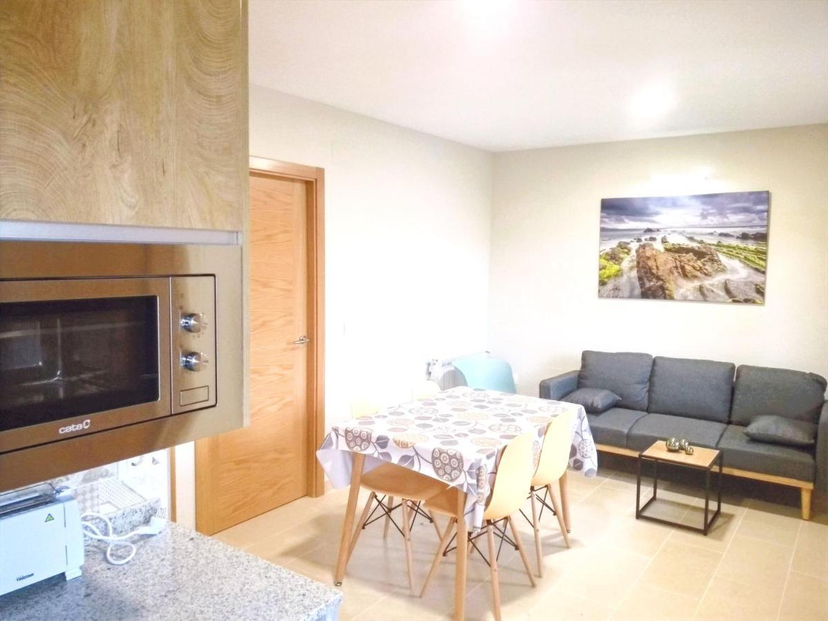 Apartamentos Navalin ตาเปีย เด กาซาเรียโก ภายนอก รูปภาพ
